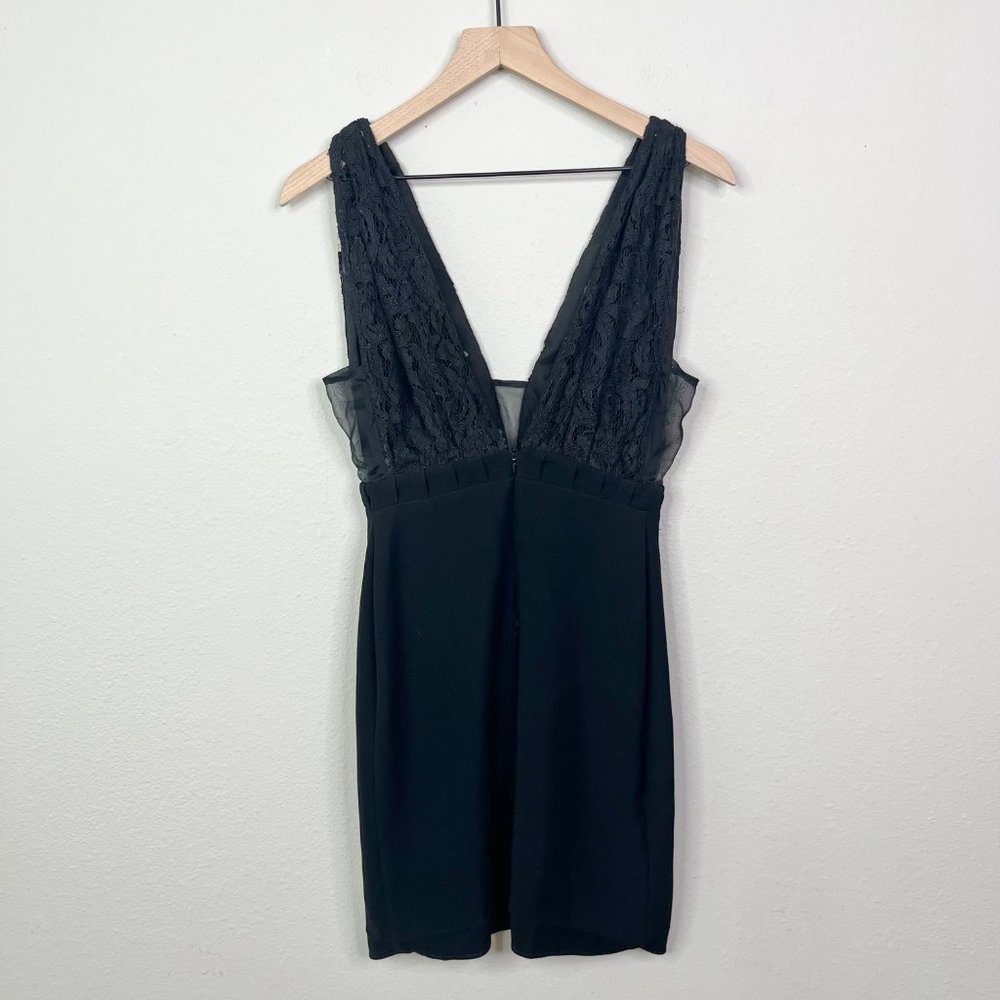Assali Women's Cartel Mini Black Dress Size XS Deep V Lace Zip Back - Picture 3 of 12